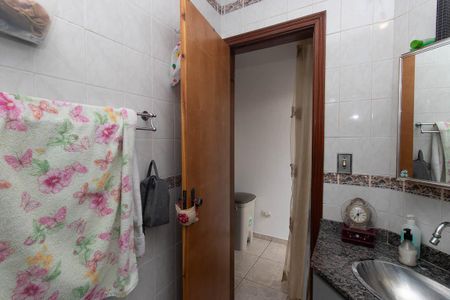 Casa à venda com 111m², 2 quartos e 1 vagaBanheiro da Suíte 2