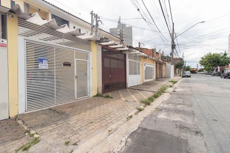 Casa à venda com 111m², 2 quartos e 1 vagaFachada