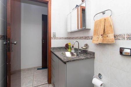 Casa à venda com 111m², 2 quartos e 1 vagaBanheiro da Suíte 1