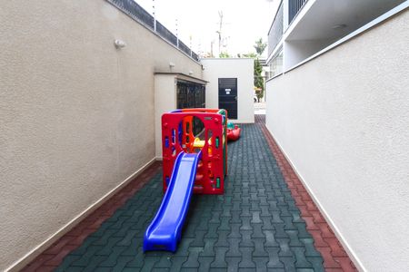 Apartamento para alugar com 50m², 2 quartos e 1 vagaÁrea comum - Playground