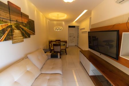 Sala de apartamento para alugar com 2 quartos, 90m² em Boa Viagem, Niterói