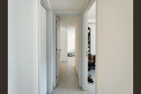 Apartamento à venda com 72m², 2 quartos e 1 vagaCorredor