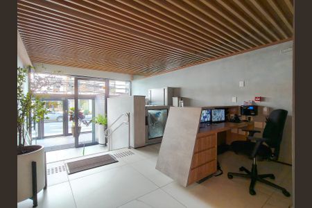 Apartamento à venda com 72m², 2 quartos e 1 vagaFachada e portaria