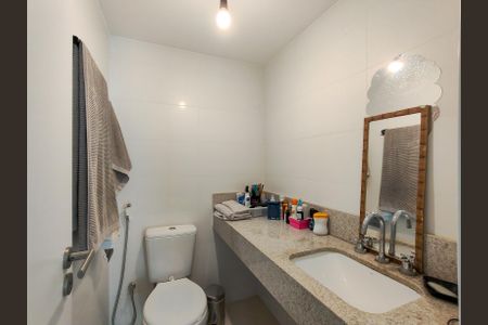 Apartamento à venda com 72m², 2 quartos e 1 vagaBanheiro da Suíte