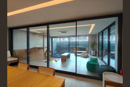 Apartamento à venda com 72m², 2 quartos e 1 vagaÁrea comum - Playground