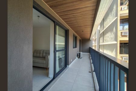 Apartamento à venda com 72m², 2 quartos e 1 vagaVaranda da Sala