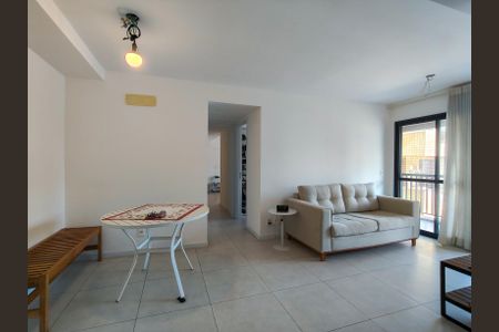 Sala de apartamento à venda com 2 quartos, 72m² em Tijuca, Rio de Janeiro