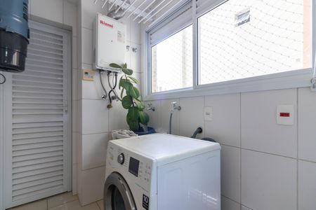 Apartamento para alugar com 129m², 3 quartos e 3 vagasÁrea de Serviço