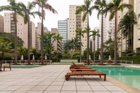 Apartamento para alugar com 129m², 3 quartos e 3 vagasÁrea comum - Piscina