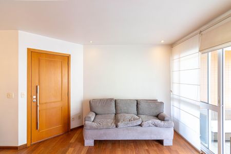 Apartamento para alugar com 129m², 3 quartos e 3 vagasSala