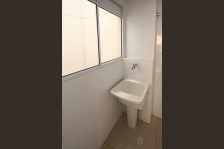 Apartamento para alugar com 35m², 2 quartos e 1 vagaÁrea de Serviço