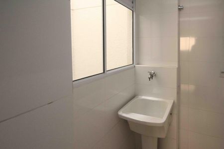 Apartamento para alugar com 35m², 2 quartos e 1 vagaÁrea de Serviço