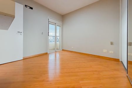 Apartamento para alugar com 125m², 3 quartos e 2 vagas Apartamento para alugar com 125m², 3 quartos e 2 vagasSuíte