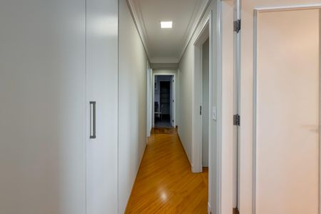 Apartamento para alugar com 125m², 3 quartos e 2 vagas Apartamento para alugar com 125m², 3 quartos e 2 vagasCorredor