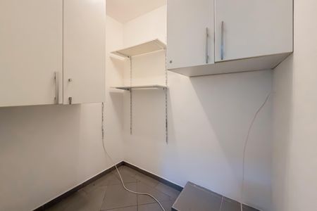 Apartamento para alugar com 125m², 3 quartos e 2 vagas Apartamento para alugar com 125m², 3 quartos e 2 vagasQuarto de Serviço