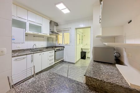 Apartamento para alugar com 125m², 3 quartos e 2 vagas Apartamento para alugar com 125m², 3 quartos e 2 vagasCozinha