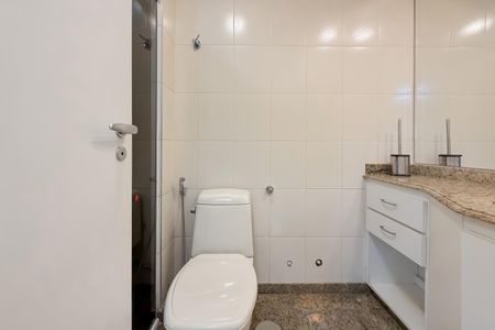 Apartamento para alugar com 125m², 3 quartos e 2 vagas Apartamento para alugar com 125m², 3 quartos e 2 vagasBanheiro da Suíte