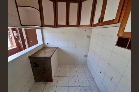 Apartamento para alugar com 100m², 3 quartos e sem vaga Apartamento para alugar com 100m², 3 quartos e sem vagaCozinha