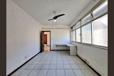 Apartamento para alugar com 100m², 3 quartos e sem vaga Apartamento para alugar com 100m², 3 quartos e sem vagaQuarto 2