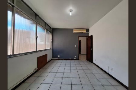 Apartamento para alugar com 100m², 3 quartos e sem vaga Apartamento para alugar com 100m², 3 quartos e sem vagaQuarto