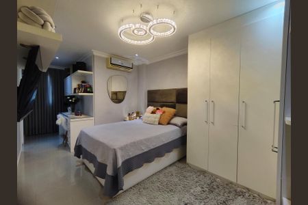 Apartamento à venda com 180m², 3 quartos e 4 vagas Apartamento à venda com 180m², 3 quartos e 4 vagasSuíte 2