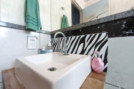 Apartamento para alugar com 55m², 2 quartos e 1 vagaBanheiro