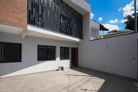 Casa para alugar com 127m², 4 quartos e 2 vagas