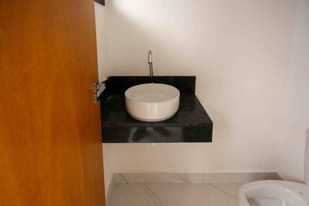 Casa para alugar com 127m², 4 quartos e 2 vagas Casa para alugar com 127m², 4 quartos e 2 vagasLavabo