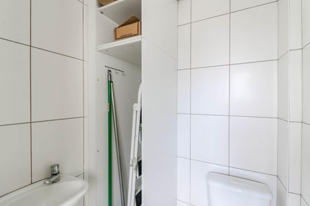 Apartamento à venda com 112m², 2 quartos e 2 vagasBanheiro de Serviço