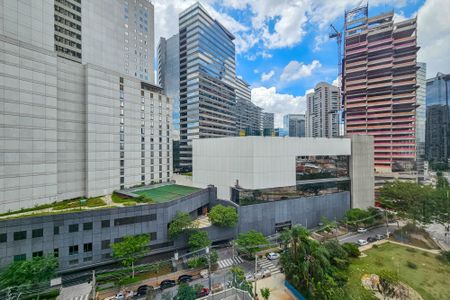 Apartamento à venda com 112m², 2 quartos e 2 vagasVista da Varanda das Suítes 1 e 2