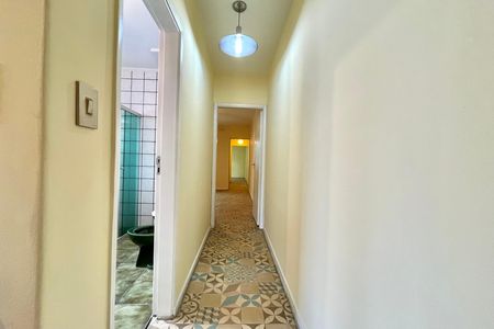 Casa para alugar com 130m², 3 quartos e 2 vagas Casa para alugar com 130m², 3 quartos e 2 vagasCorredor