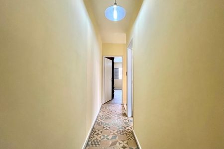 Casa para alugar com 130m², 3 quartos e 2 vagas Casa para alugar com 130m², 3 quartos e 2 vagasCorredor
