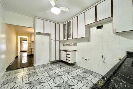 Casa para alugar com 130m², 3 quartos e 2 vagas Casa para alugar com 130m², 3 quartos e 2 vagasCozinha
