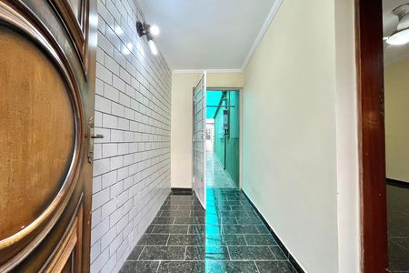 Casa para alugar com 130m², 3 quartos e 2 vagas Casa para alugar com 130m², 3 quartos e 2 vagasEntrada