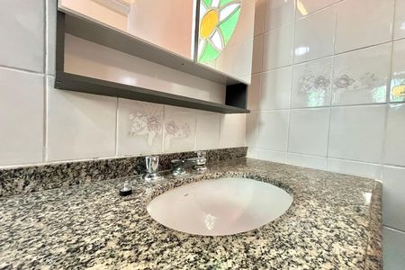 Casa para alugar com 130m², 3 quartos e 2 vagas Casa para alugar com 130m², 3 quartos e 2 vagasBanheiro da Suíte