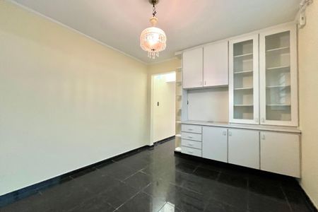 Casa para alugar com 130m², 3 quartos e 2 vagas Casa para alugar com 130m², 3 quartos e 2 vagasSala de Jantar
