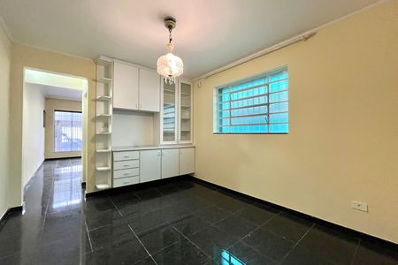 Casa para alugar com 130m², 3 quartos e 2 vagas Casa para alugar com 130m², 3 quartos e 2 vagasSala de Jantar