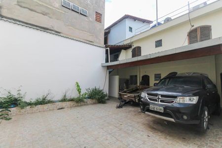 Casa para alugar com 70m², 2 quartos e 1 vaga