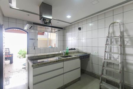 Casa para alugar com 70m², 2 quartos e 1 vaga