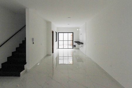 Casa para alugar com 3 quartos, 132m² em Vila Gomes Cardim, São Paulo