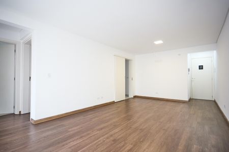 Apartamento para alugar com 77m², 2 quartos e 1 vagaSala