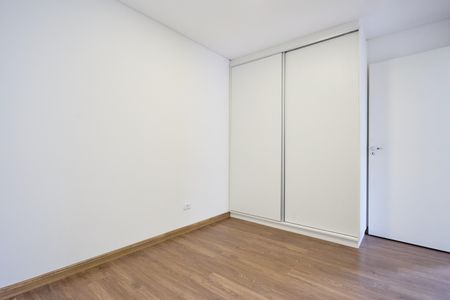 Quarto 1 de apartamento para alugar com 2 quartos, 77m² em Alto da Xv, Curitiba