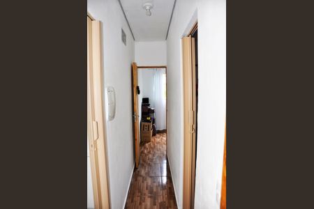 Casa para alugar com 42m², 2 quartos e 1 vagaDetalhe - Corredor Quartos