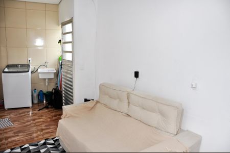 Casa para alugar com 42m², 2 quartos e 1 vagaDetalhe - Sala