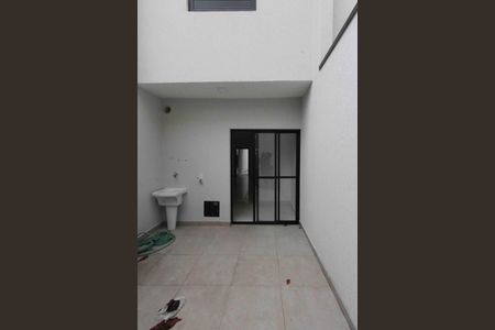 Casa para alugar com 92m², 3 quartos e 2 vagas Casa para alugar com 92m², 3 quartos e 2 vagasQuintal