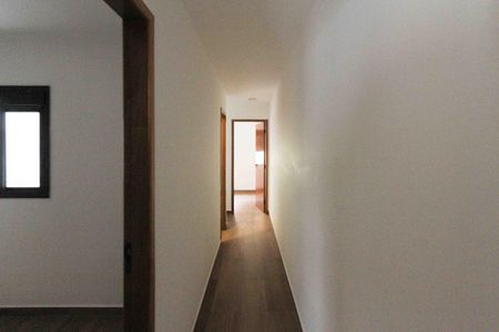 Casa para alugar com 92m², 3 quartos e 2 vagas Casa para alugar com 92m², 3 quartos e 2 vagasCorredor