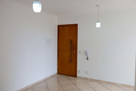 sala de apartamento para alugar com 2 quartos, 41m² em Cidade das Flores, Osasco