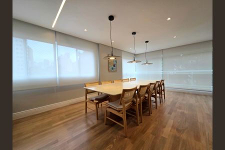 Apartamento à venda com 161m², 3 quartos e 4 vagas Apartamento à venda com 161m², 3 quartos e 4 vagasSala