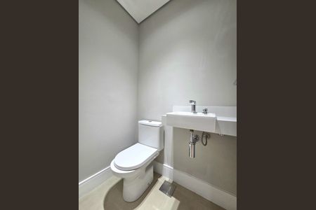 Apartamento à venda com 161m², 3 quartos e 4 vagas Apartamento à venda com 161m², 3 quartos e 4 vagasLavabo