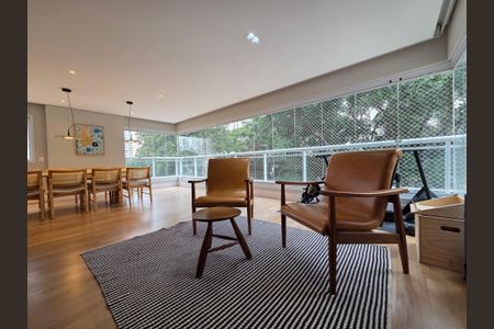 Apartamento à venda com 161m², 3 quartos e 4 vagas Apartamento à venda com 161m², 3 quartos e 4 vagasSala